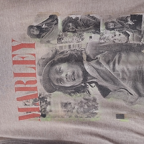Catch a Fire Bob Marley Graphic Tee Shirt L (33) - Picture 3 of 7